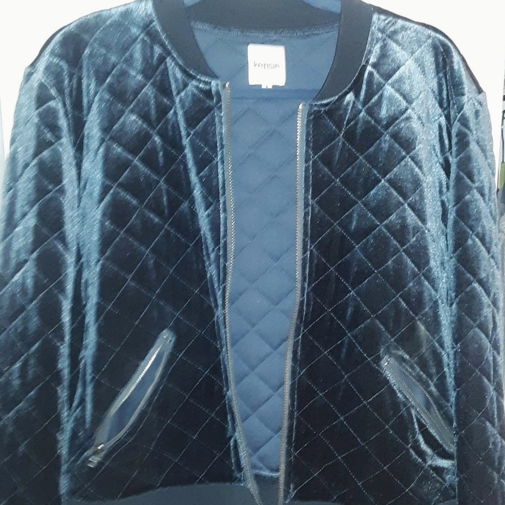 NWOT Kensie Jeans Quilted Velour Jacket